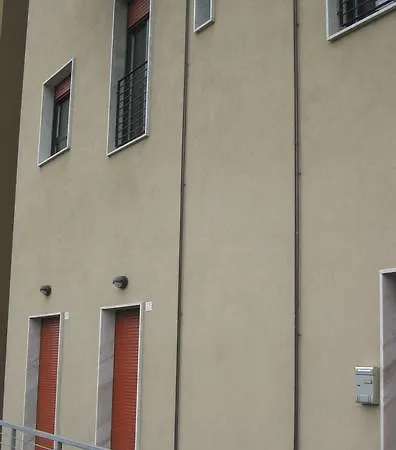 La Casa Di Marisa Специя